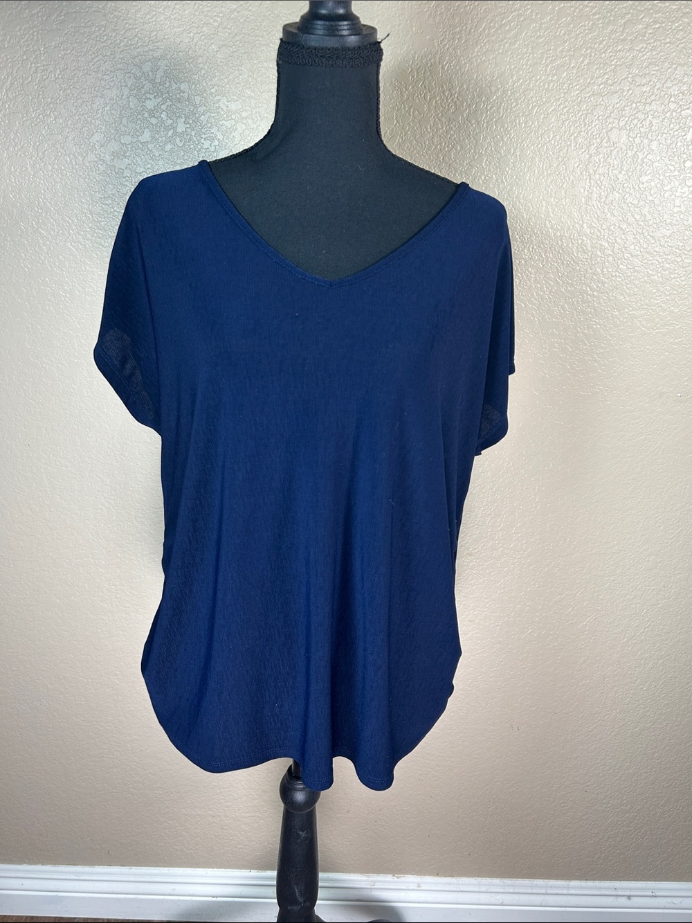 Navy Blue V-Neck Dolman Tunic Top Short Sleeve Curved Hem